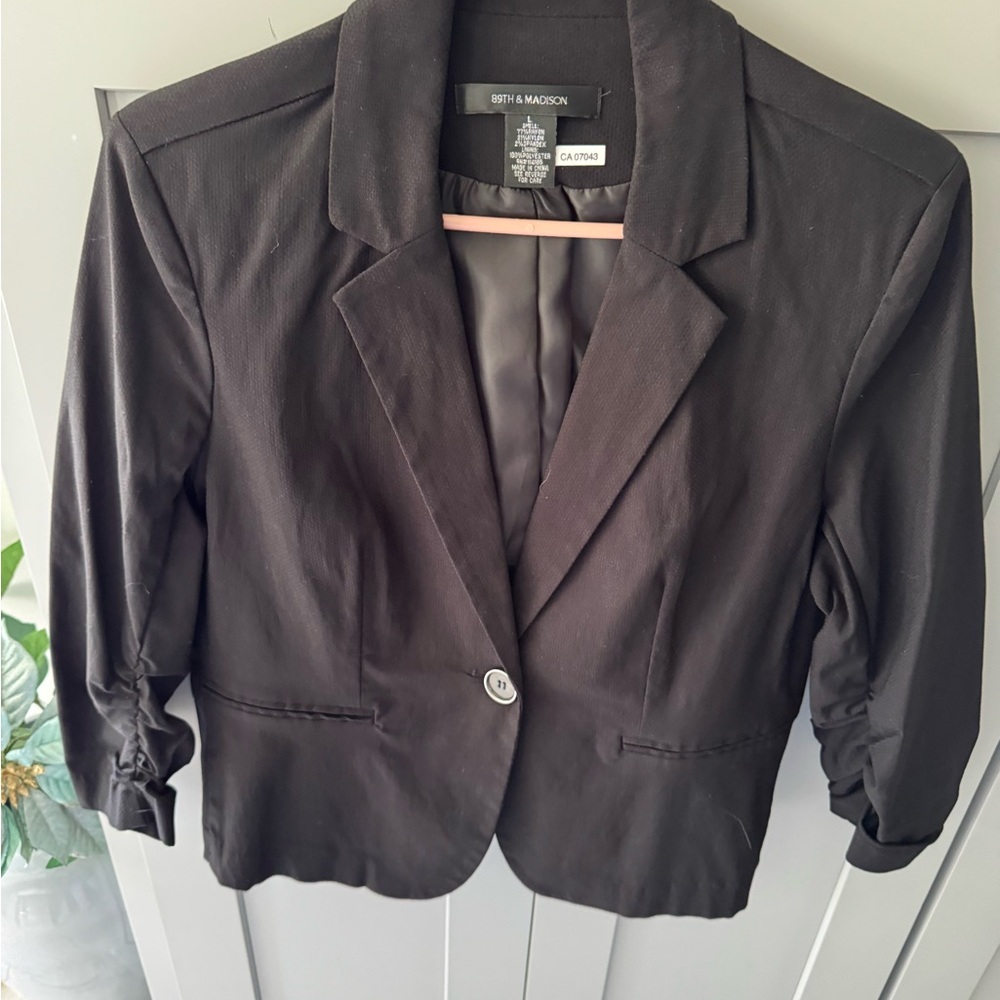 89th & Madison Black Blazer with Ruched Sleeves